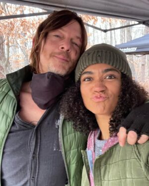 Lauren Ridloff Instagram - This episode 💕 Just me with a bunch of 🐐🐐🐐🐐 #twd