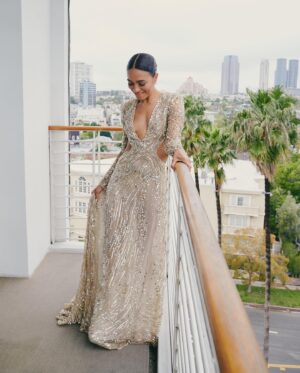 Lauren Ridloff Instagram - Getting ready with @laurenridloff for the 95th annual Academy Awards! 🤘🏼
#oscars2023 #editorialphotography #bts #leica #leicaq2

Stylist @jasonrembert 
Dress: @eliesaabworld 
Jewelry: @wempe_nyc
Shoes: @louboutinworld 
Makeup: @nickbarose 
Hair: @cynthiaglam 
Nails: @chuenails 
Car: @maserati @maseratiusa