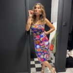Laury Thilleman Instagram - Let’s gooo 🔥 pour ce premier stop à Aix en Provence j’ai eu la droit a une petite assistante 👧🏻🎤 et la visite de ma petite famille 💜 Le Grand Concert des Régions c’est ce soir 21h10 sur @france3 ✨