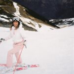 Laury Thilleman Instagram - wipe out de janvier 🌊💥🦭🧊⛷️💘