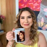 Lavínia Vlasak Instagram - Um chá, uma boa make e boas energias! Tudo que precisamos! Boa quarta feira galera ❤️