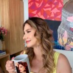 Lavínia Vlasak Instagram - Um chá, uma boa make e boas energias! Tudo que precisamos! Boa quarta feira galera ❤️