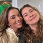 Lavínia Vlasak Instagram - #tbt de hoje, um reencontro delicioso com amigas queridas! Num bate papo sobre pele com a super dermato @karlaassed na loja da @fernandachies De quebra ainda matei um pouco das saudades da @melissajannuzzi Amei meninas! ❤️ #dermatologia #moda #amigas