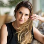 Lavínia Vlasak Instagram - Seja atencioso. Seja grato. Seja positivo. Seja verdadeiro. Seja gentil. Boa quarta feira! 🥰 📸 @leaodenise_