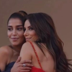 Leïla Bekhti Instagram - E V A ❤️