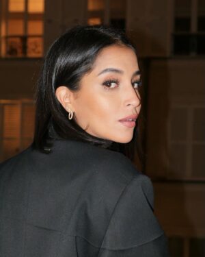 Leïla Bekhti Instagram - 🖤