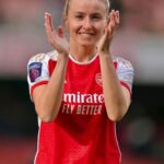 Leah Williamson Instagram - No words will ever explain what that reception meant to me today😣 North London is 🔴🔴🔴🔴🔴🔴🔴🔴🔴🔴