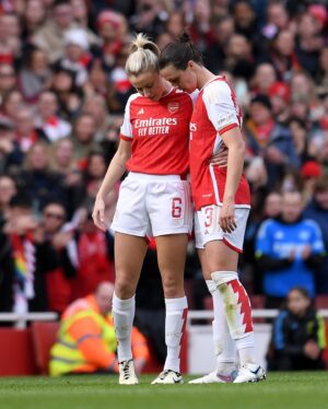 Leah Williamson Instagram - No words will ever explain what that reception meant to me today😣 
North London is 🔴🔴🔴🔴🔴🔴🔴🔴🔴🔴