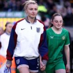 Leah Williamson Instagram - 364 days since her last appearance for England, @leahwilliamsonn leads out the #Lionesses once again. 💖