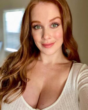 Leanna Decker Thumbnail - 12.1K Likes - Most Liked Instagram Photos