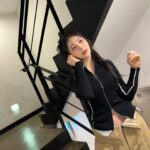 Lee Chae-yeon Instagram – Y2K?📞🖤