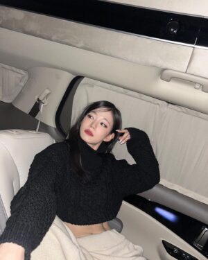 Lee Chae-young Instagram - 🧶🧤❄️☃️🧣🍫