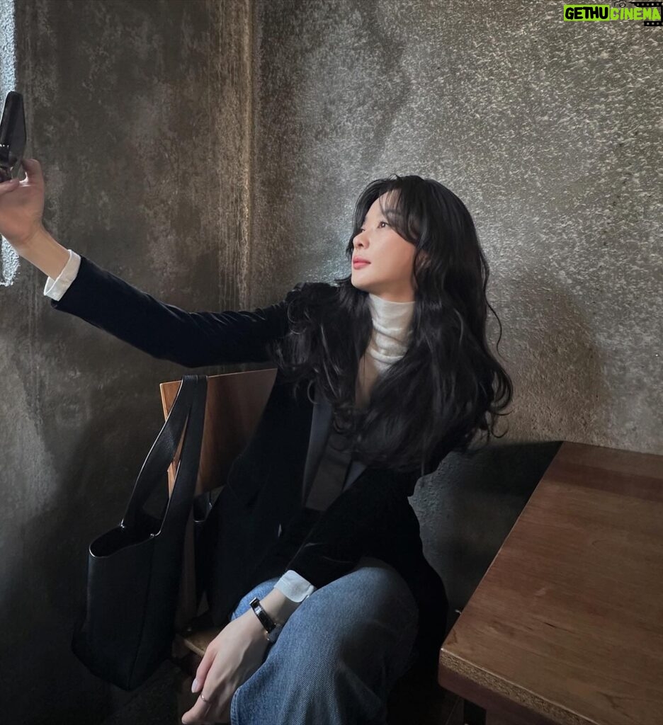 Lee Chung-ah Instagram - 🍊🍰🥕 창과 방패