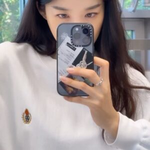 Lee Chung-ah Instagram - 🌳🤨🌳