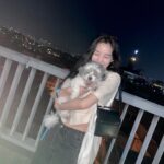 Lee Chung-ah Instagram - 비틀비틀 밤산책 2/ 심장어택주의 3/ He tied me up 5/ 뷰티풀 6/ 레이저오복좋아