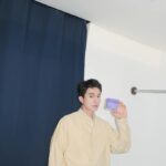 Lee Dong-wook Instagram - - ’더마펌(dermafirm)‘ NEW 수딩 리페어 토닝 패드 R4로 더 맑고 촉촉해진 동욱 배우의 피부💧 - #광고 #더마펌 #dermafirm #수딩리페어토닝패드R4 #물광토닝패드