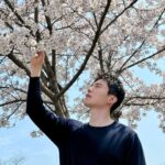 Lee Dong-wook Instagram - 벚꽃 예쁘다🌸🩷
