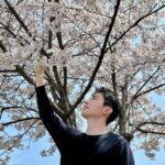 Lee Dong-wook Instagram - 벚꽃 예쁘다🌸🩷