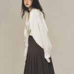 Lee Eun-saem Instagram - . Photographer. @hongseongjip_ Art Director. @heizy.lim Stylist. @r.soll_office Makeup. @habibi.s2 Hair. @myeongjae2ee_