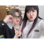 Lee Gook-ju Instagram - 찾았다🤭 오랜만에 만났는데 자주 봤던 거 같은... #우디 너 원래 웃겼었나?? 엄청 웃다가 끝났네 노래는 담에 불러줘 콘서트가서 들으면 되나? 넘넘 가고 싶다 준비잘하구 👍🏻 . 보너스 13년전 심심타파 라디오 시절 사진 ㅋㅋㅋㅋ 애기다 애기