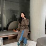 Lee Hae-ri Instagram - 내일은 더 춥다는데!!!!!!휴 저는 벌써 감기가 두번이나 걸렸어요.. 아직도 코맹맹이로 재채기와 함께 이 글을 쓰고 있지만 세번 안 걸린 게 어디예요^^^^^ 다들 저녁 맛있게 먹어요!!!!❤️ #나는뜨끈뜨끈콩비지먹을꺼야