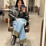 Lee Hae-ri Instagram – 오늘은 
날씨가 비도 오고 꾸불랑꾸불랑 하지만
그거 알아요?이런 날 너편돼 들으면 
또 막 괜히 울칵하고
더 좋던데❤️