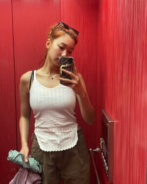 Lee Ho-jung Instagram - 🔥