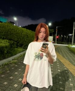 Lee Ho-jung Instagram - 👩🏽‍💻