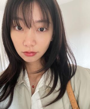 Lee Ho-jung Instagram - 👩🏽‍💻