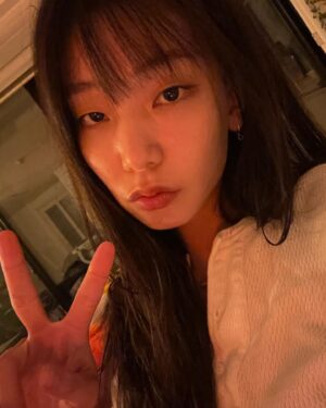 Lee Ho-jung Instagram - 😬😬😬