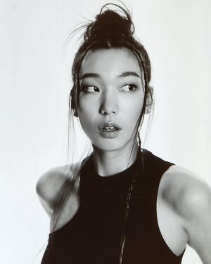 Lee Ho-jung Instagram - 🖤