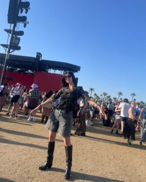 Lee Ho-jung Instagram - Coachella 🌴