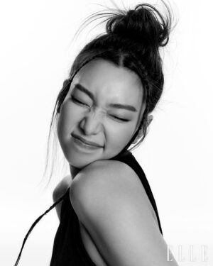 Lee Ho-jung Instagram - 🖤