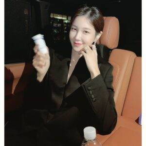 Lee Ji-ah Instagram - @celtiva 
#셀티바 #다이어트유산균 #더블업 #하루에두알 #이지아유산균 💊  #광고