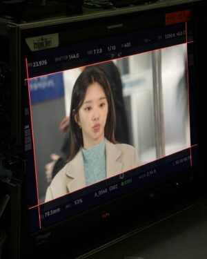 Lee Ju-bin Instagram - 오늘 .. 마지막…💧 #눈물의여왕