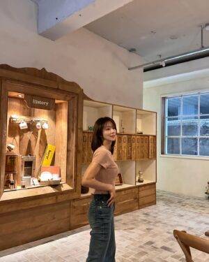 Lee Ju-bin Instagram - 내사랑 ☕️🍩🍰 #성수동 #클래식해례커피
