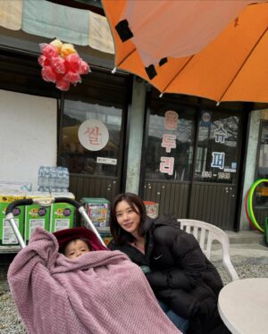 Lee Ju-bin Instagram - 🥹 #tvN #눈물의여왕
