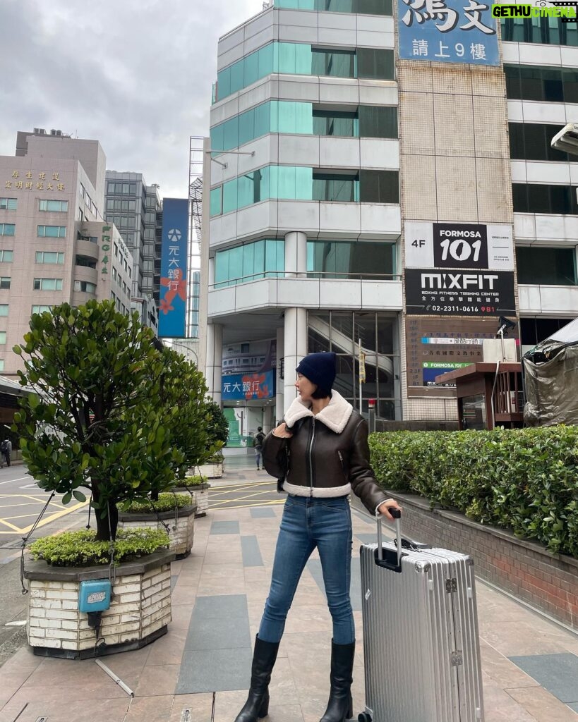 Lee Ju-bin Instagram - 2022 마지막 여행