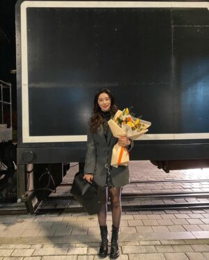 Lee Ju-bin Instagram - 종이의집<공동경제구역> 파트2가 공개됐습니다. 미선이 아니 스톡홀름 안녕! 덴버씨도 안녕! 행복해야해❤️❤️❤️❤️❤️❤️❤️