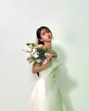 Lee Mi-joo Thumbnail - 75.9K Likes - Top Liked Instagram Posts and Photos