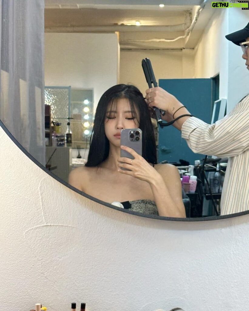 Lee Mi-joo Instagram - 💚