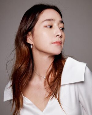 Lee Min-jung Thumbnail - 22.4K Likes - Top Liked Instagram Posts and Photos