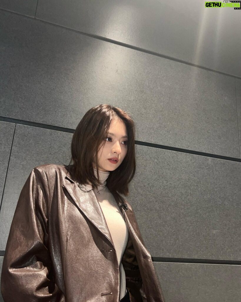 Lee Na-gyung Instagram - 잘가 2022 🖤