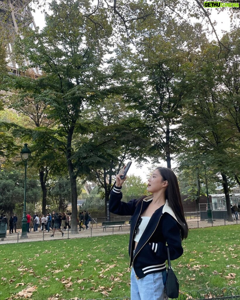 Lee Se-young Instagram - #paris🤍