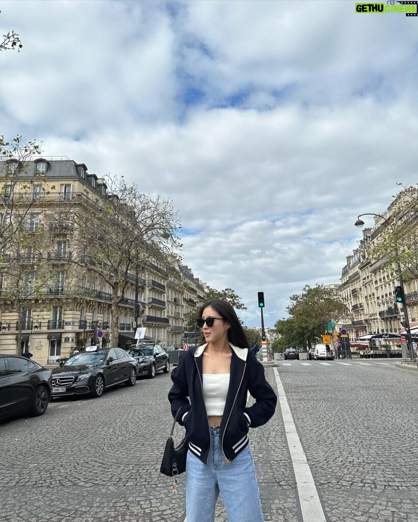 Lee Se-young Instagram - #paris🤍