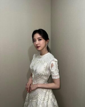 Lee Se-young Thumbnail - 235.5K Likes - Most Liked Instagram Photos