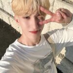 Lee Seok-min Instagram - 하투 받아랏🤍
