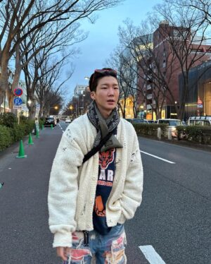 Lee Seung-hoon Instagram - 나랑 같이 TOKYO 여행 가실분은 이승훈저승훈으로 gogogo⚡️
🍑 @flypeach_kr @flypeach
