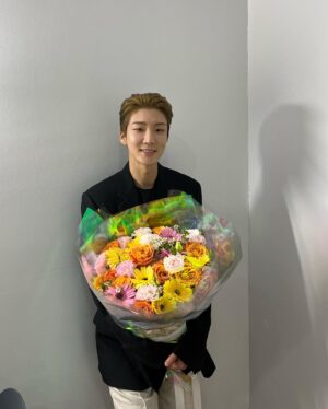 Lee Seung-hoon Instagram - ❤️💚MERRY CHRISTMAS🎄🎅🏻❤️💚