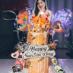 Lee Sun-bin Instagram - 2024.01.07 🎂 축하 해주신 모든 분들 사랑해요 감사해요 미안해요 더 잘할게요..❤️ 그리고 오늘 행복에 늪에 빠지게 해준 우리 해콩이들..❤️ 아직도 여운이… 정말 다음번엔 더 제대로 준비할거야!!!!!😏 항상 감동이고 매번 볼 때 마다 많은 위로를 받는 것 같아요..🥹 슬로건 이벤트는.. 정말이지.. 왜 자꾸 매번 울리려 하는 거야…? 사랑해요 진심 담아서 고마워 울 해콩이들..😭 잊지 않을게요.(근엄) 내 맘 알지!????😘 ( TMI 그리고 내 칭구들은 나 빠른 안쳐줘서 한 살 어리게 인정 안해주더라.. 쩝..ㅋ 고맙다! ㅋ )